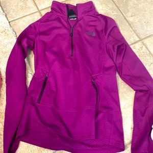 The NorthFace Pullover jacket